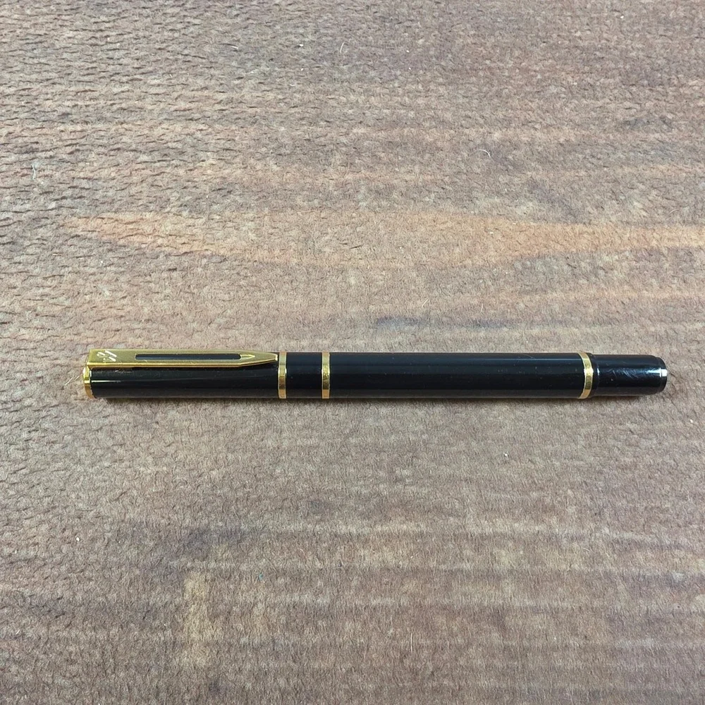 Waterman Fountain Pen Black Gold Good Fine Nib Paris France Boxed